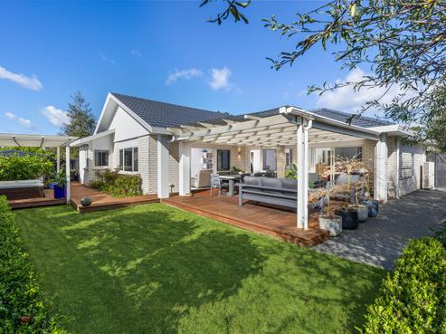 17 Te Wharau Drive, Greenhithe