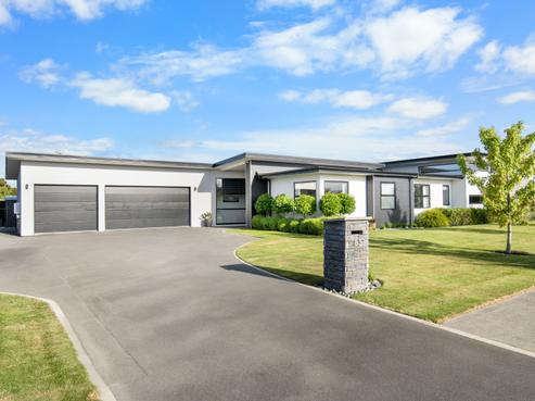 83 Rossington Drive, West Melton