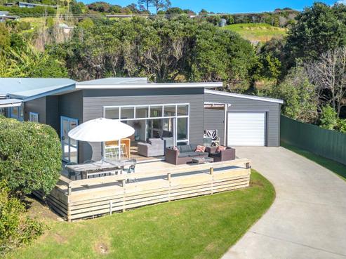 124 Opera Place, Whangapoua