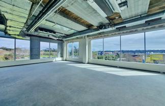 EXCITING LOCATION - GREAT OUTLOOK!
