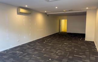 PRIME RETAIL ON WELLESLEY STREET
