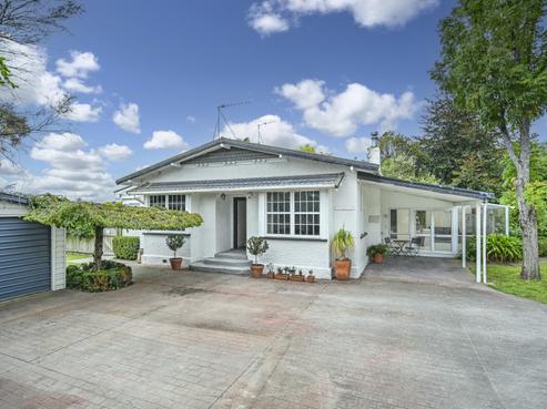 140 Napier Road, Havelock North