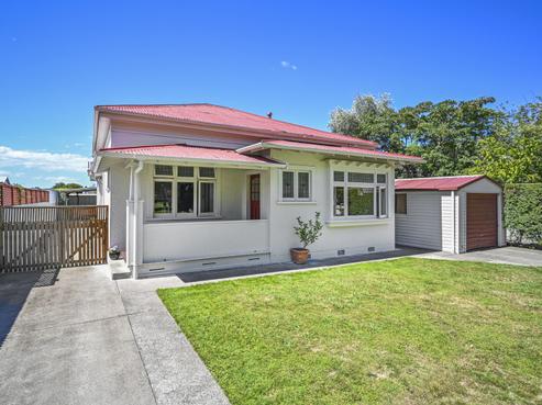 602 Avenue Road East, Parkvale