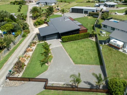 27 Petane Road, Bay View