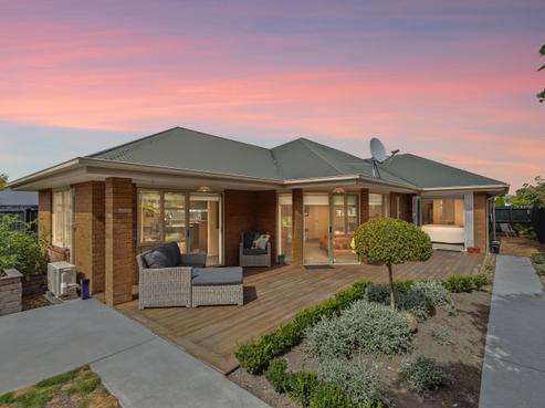 3 Magnolia Lane, Saint Albans