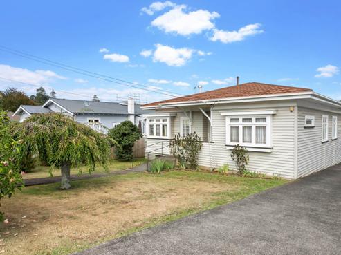 19 Peet Avenue, Royal Oak
