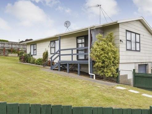 42 Fraser Drive, Feilding