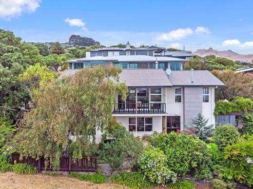273 Cannon Hill Crescent, Mount Pleasant