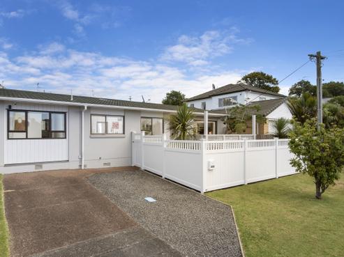 2/26 Corunna Road, Milford