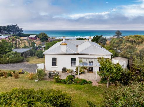 11 Dicksons Road, Brighton