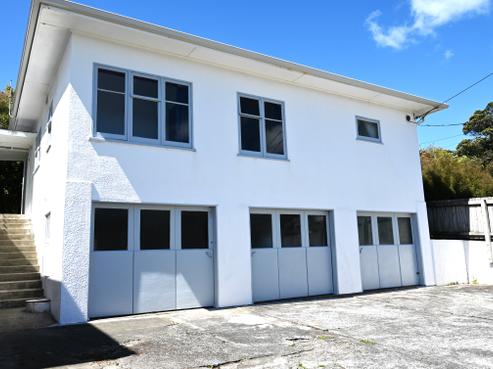87 Northland Road, Northland
