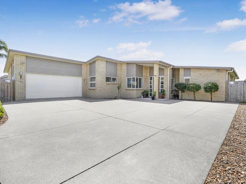 15 Satchmo Place, Rototuna North