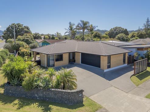 1 Cobham Lane, Whitianga