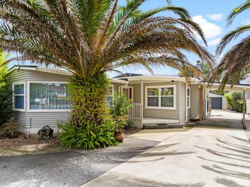 11 Daytona Road, Henderson