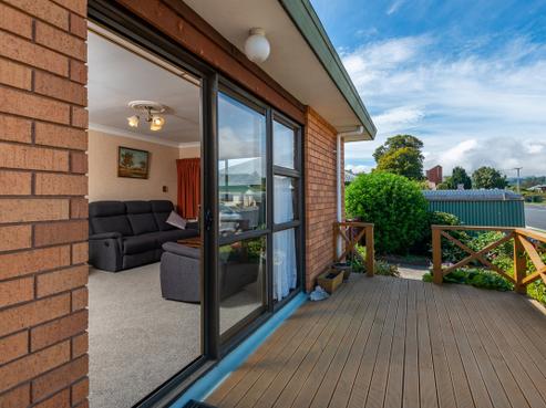 1 Park Street, Mosgiel