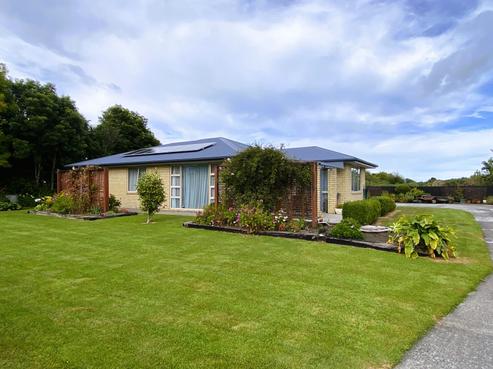 1 Powick Street, Westport