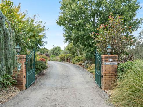 69 Potts Road, Whitford