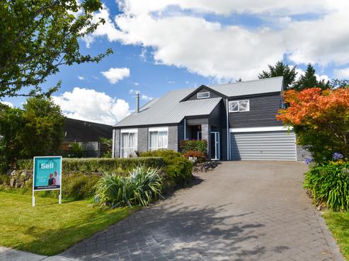 17 Gillam Crescent, Springfield