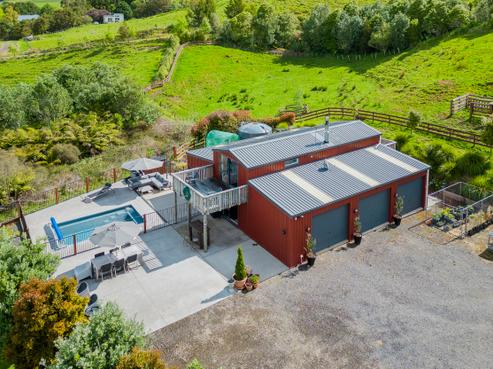 69B Hodge Road, Coroglen