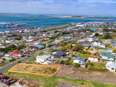 276 Foyle Street, Bluff