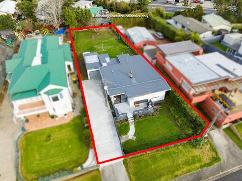 11 Totara Road, Stanmore Bay