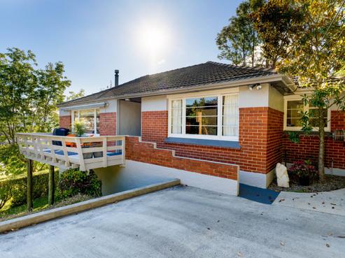 45 Easther Crescent, Kew