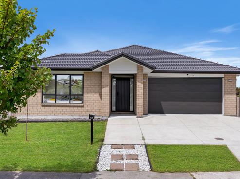 205 Old Wairoa Road, Papakura