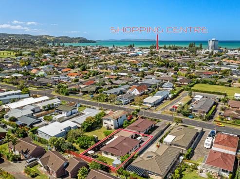 2/42 Hatton Road, Orewa
