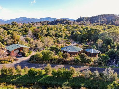 10 Labyrinth Lane, Takaka