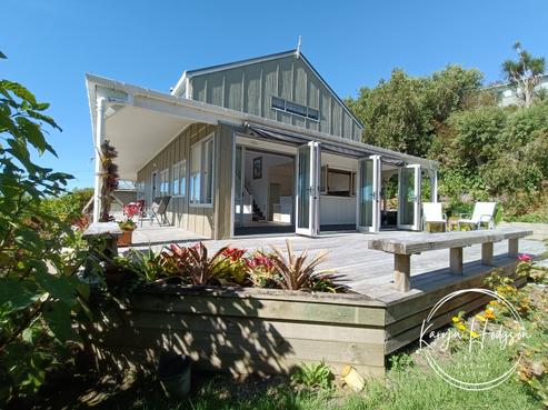 12 Cliff Street, Paparoa
