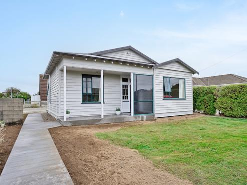 40 Brown Street, Strathern