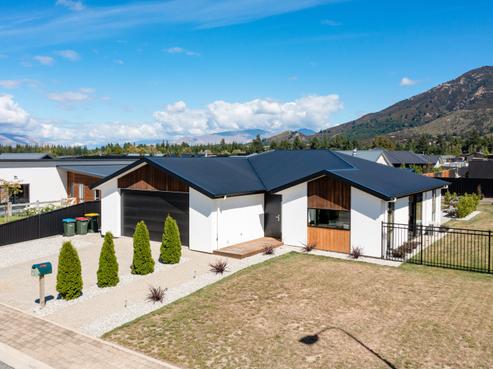 4 Pennycook Place, Lake Hawea