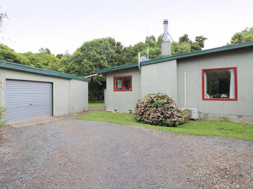 16 Watt Road, Otatara