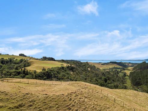 54 Te Kanae Road, South Head