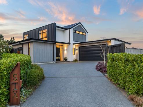 6 O'Rourke Place, Casebrook