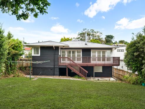 13 Bond Crescent, Forrest Hill