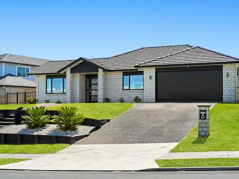 30 Mataroa Crescent, Flagstaff