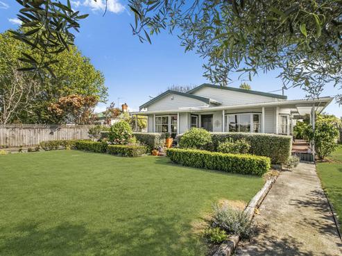 55 Monument Road, Clevedon