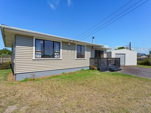 14 Totara Street, Otaki