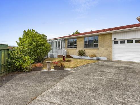 1/57 Sunbrae Drive, Silverstream