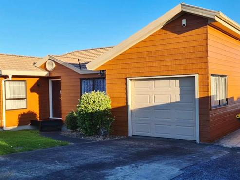 87 Luckens Road, West Harbour