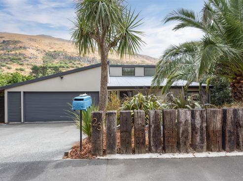 123 Sumnervale Drive, Sumner