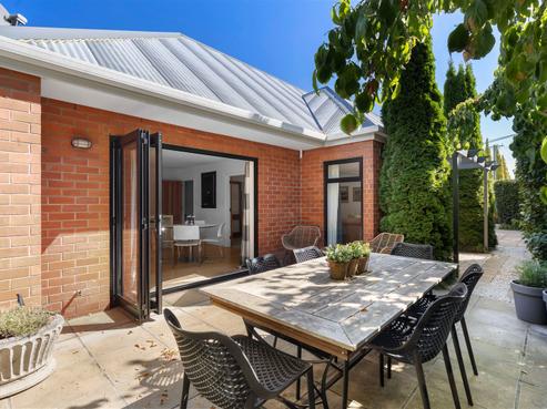 1/33 Makora Street, Fendalton