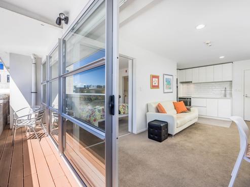 27/8 Clayton Street, Newmarket