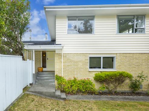 108 California Drive, Totara Park