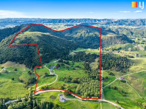 166 Mountain Road, Maungaturoto