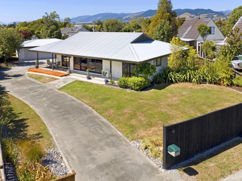 32 Newman Avenue, Brightwater