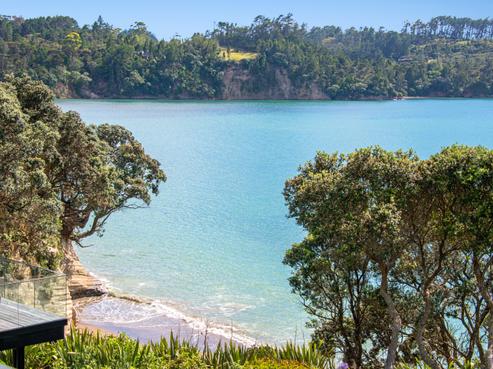 35 Ocean View Road, Hatfields Beach