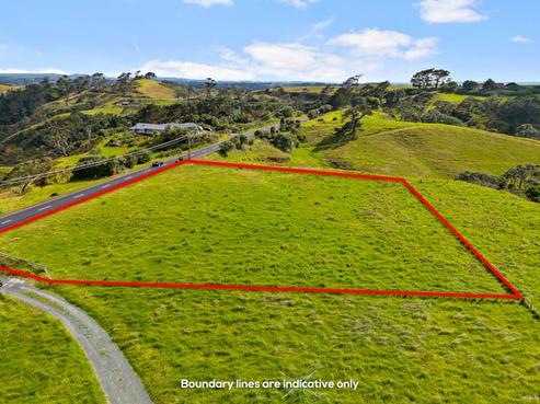 1942 Awhitu Road, Pollok