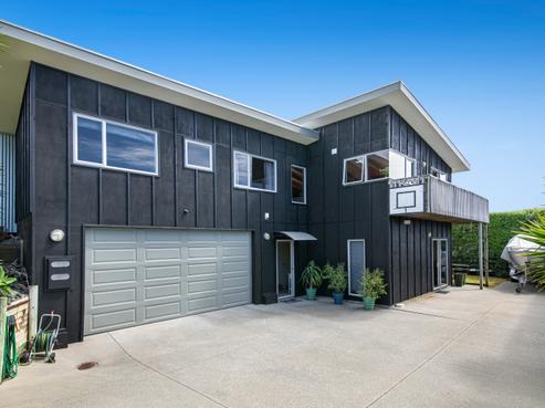 11 Athol Place, Algies Bay